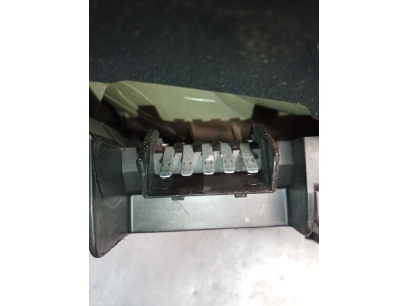 Recambio de piloto trasero derecho para ford ka (rb_) 1.3 i referencia OEM IAM   1996