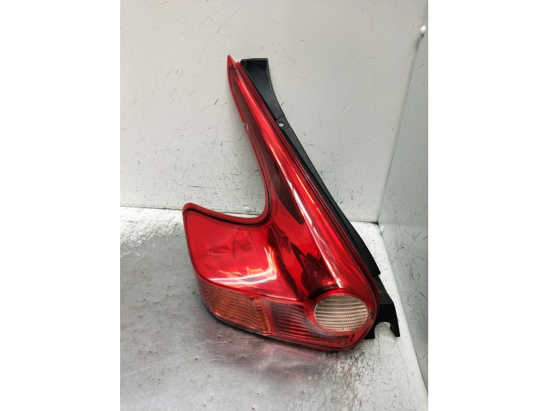 Recambio de piloto trasero izquierdo para nissan juke (f15) 1.6 dig-t referencia OEM IAM   2010
