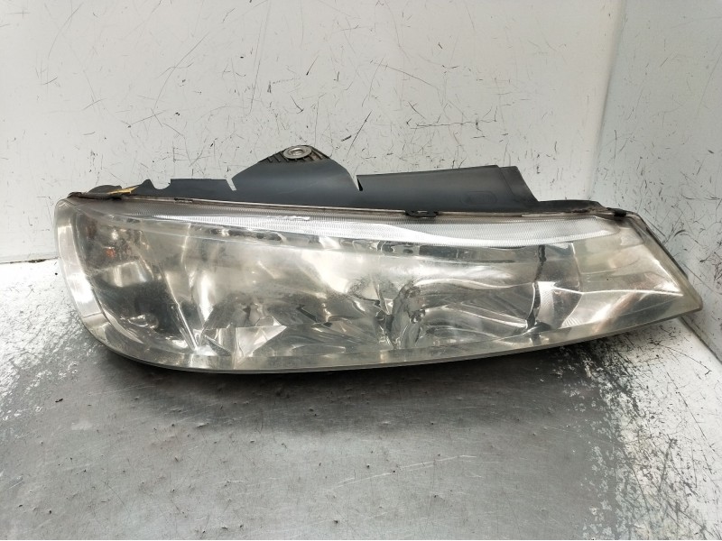 Recambio de faro derecho para peugeot 406 (8b) 2.0 16v referencia OEM IAM 0301175002  1999