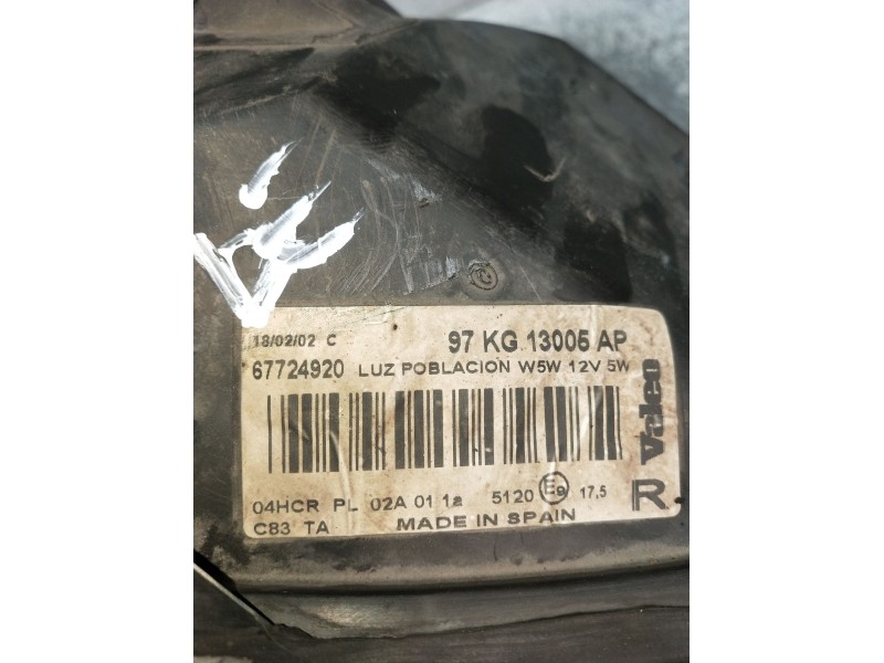 Recambio de faro derecho para ford ka (rb_) 1.3 i referencia OEM IAM 67724920  1996