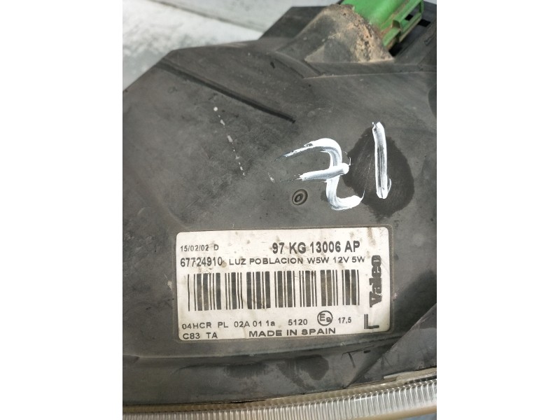 Recambio de faro izquierdo para ford ka (rb_) 1.3 i referencia OEM IAM 67724910  1996