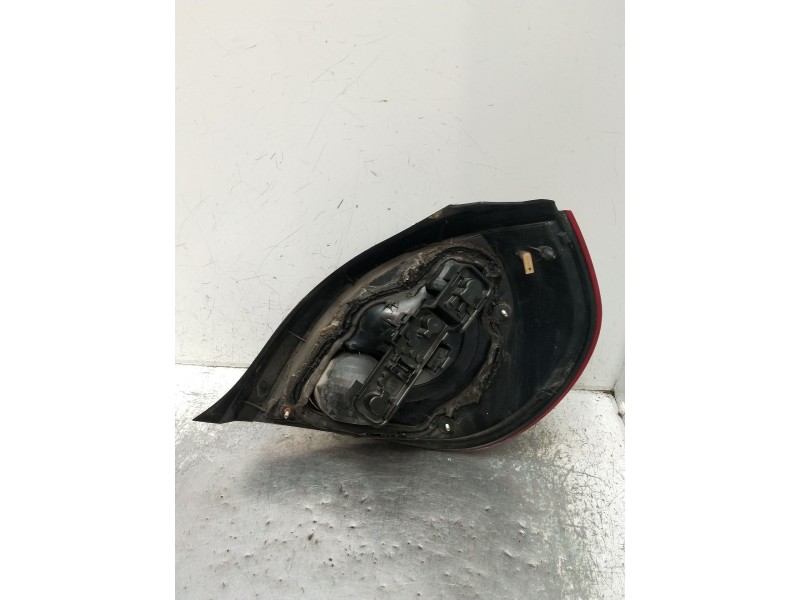 Recambio de piloto trasero izquierdo para nissan almera ii hatchback (n16) 2.2 dci referencia OEM IAM   