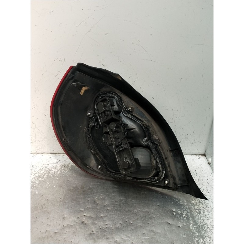 Recambio de piloto trasero derecho para nissan almera ii hatchback (n16) 2.2 dci referencia OEM IAM   