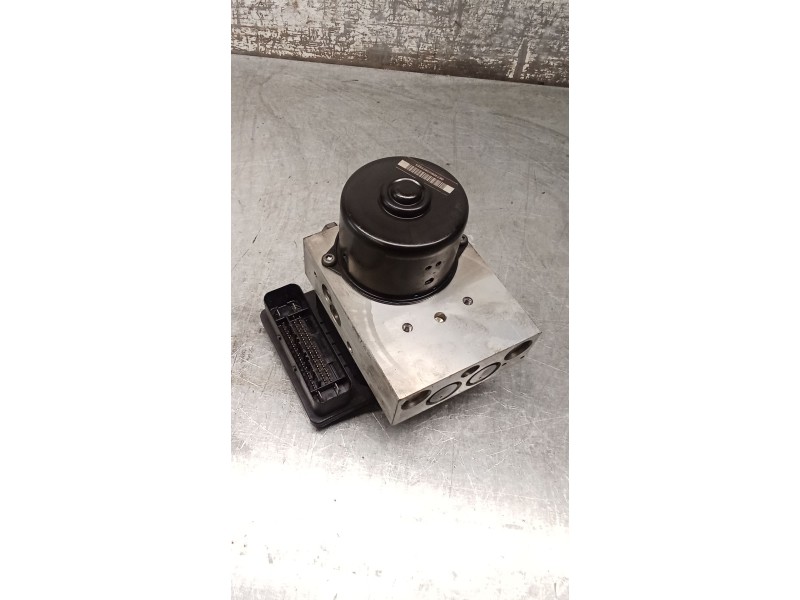 Recambio de abs para mercedes-benz clase c (w203) c 270 cdi (203.016) referencia OEM IAM A2095452532 10092515363 10020403954 A20
