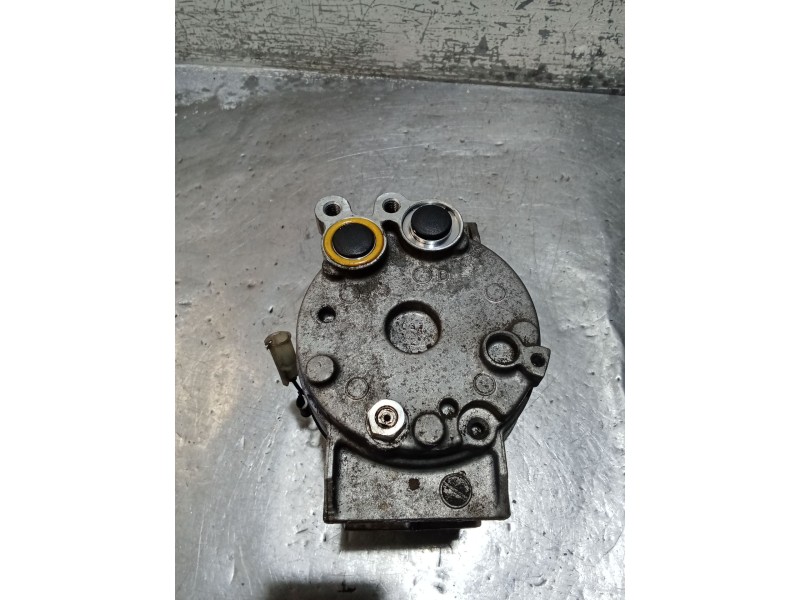 Recambio de compresor aire acondicionado para volvo v70 ii (285) 2.4 referencia OEM IAM 8684287  00