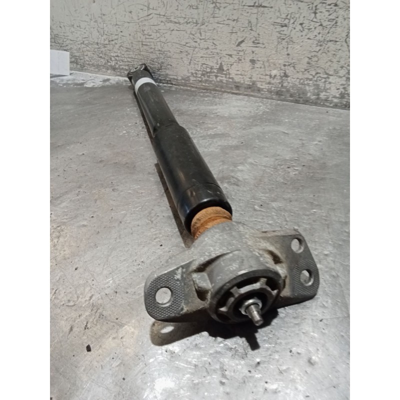 Recambio de amortiguador trasero izquierdo para seat toledo iii (5p2) 2.0 tdi 16v referencia OEM IAM   04
