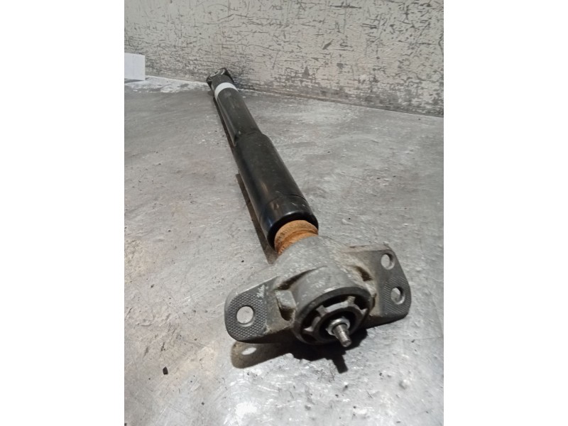 Recambio de amortiguador trasero izquierdo para seat toledo iii (5p2) 2.0 tdi 16v referencia OEM IAM   04