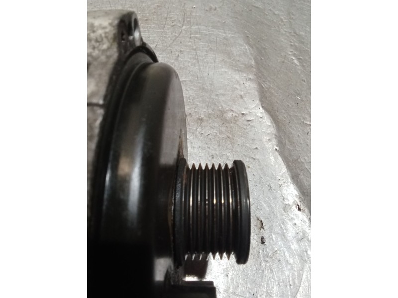Recambio de alternador para mercedes-benz clase m (w163) 400 cdi inspiration (163.128) referencia OEM IAM 01220AA1P0 A0001502250