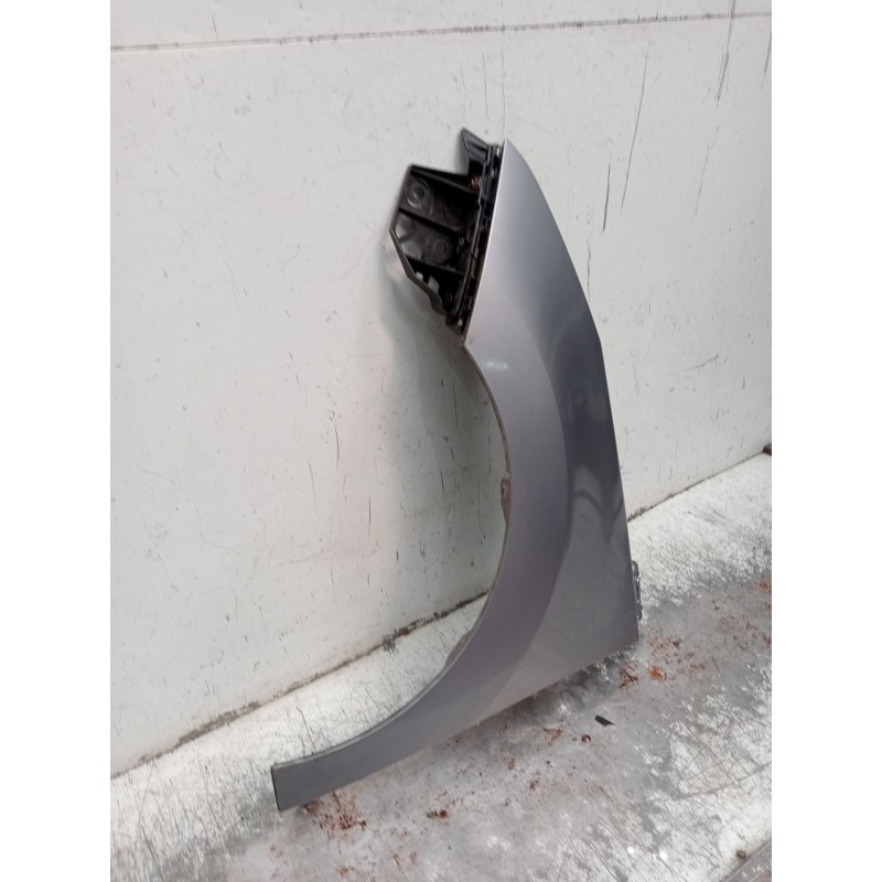 Recambio de aleta delantera izquierda para peugeot 5008 (0u_, 0e_) 2.0 hdi 150 / bluehdi 150 referencia OEM IAM   