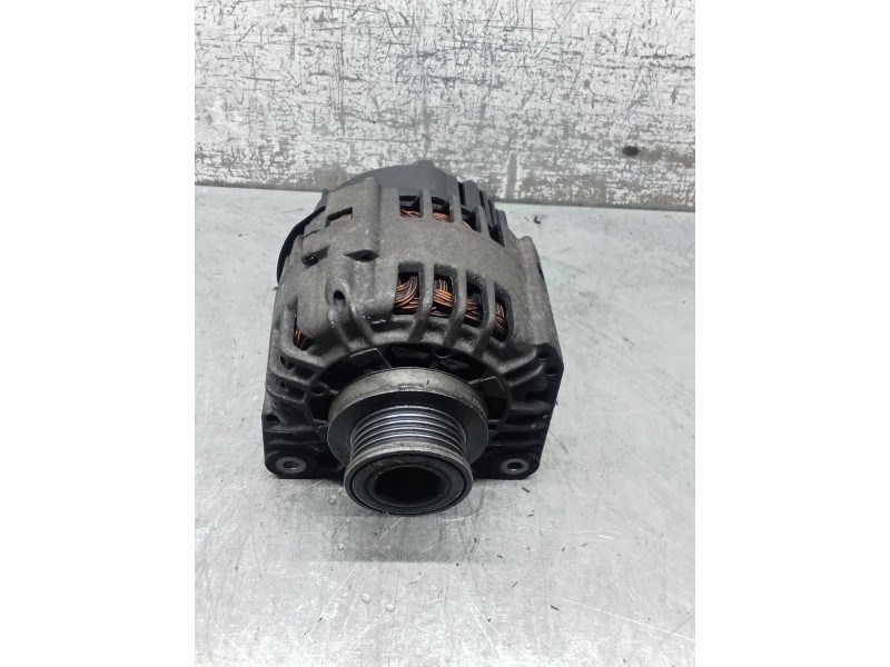 Recambio de alternador para renault clio ii (bb_, cb_) 1.5 dci (b/cb07) referencia OEM IAM 8200022774 125A 01