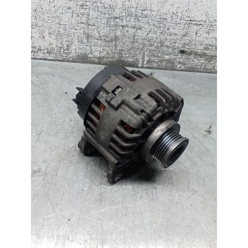 Recambio de alternador para renault clio ii (bb_, cb_) 1.5 dci (b/cb07) referencia OEM IAM 8200022774 125A 01
