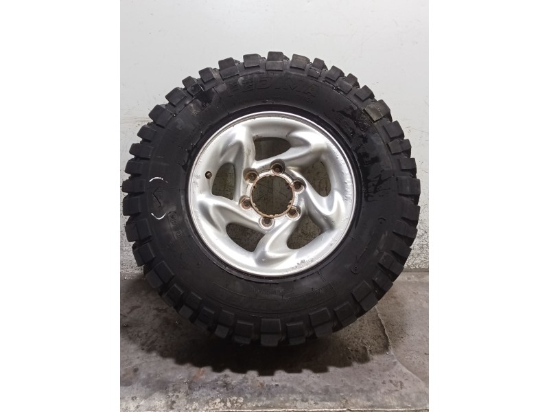Recambio de juego llantas para hyundai galloper ii (jk-01) 2.5 td intercooler referencia OEM IAM 235/75 R15  VER FOTOS