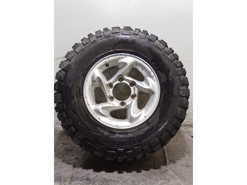 Recambio de juego llantas para hyundai galloper ii (jk-01) 2.5 td intercooler referencia OEM IAM 235/75 R15  VER FOTOS