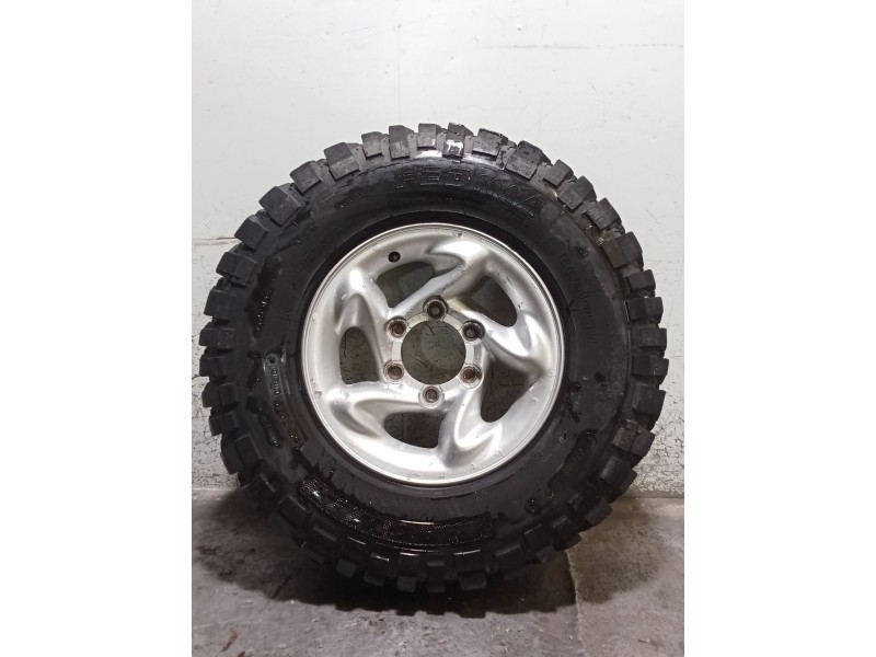 Recambio de juego llantas para hyundai galloper ii (jk-01) 2.5 td intercooler referencia OEM IAM 235/75 R15  VER FOTOS
