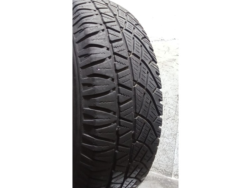 Recambio de juego llantas para hyundai galloper ii (jk-01) 2.5 td intercooler referencia OEM IAM 235/75 R15  VER FOTOS