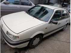 volkswagen passat berlina (312) del año 1992