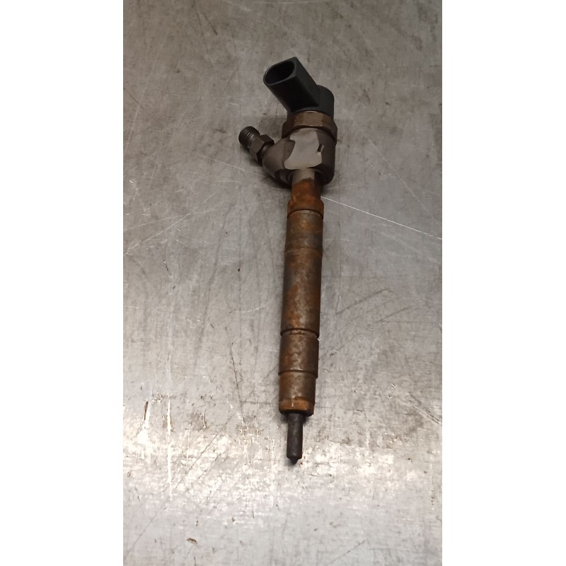 Recambio de inyector para mercedes-benz clase c (w203) c 270 cdi (203.016) referencia OEM IAM 0445110100 A6110701387 BOSCH