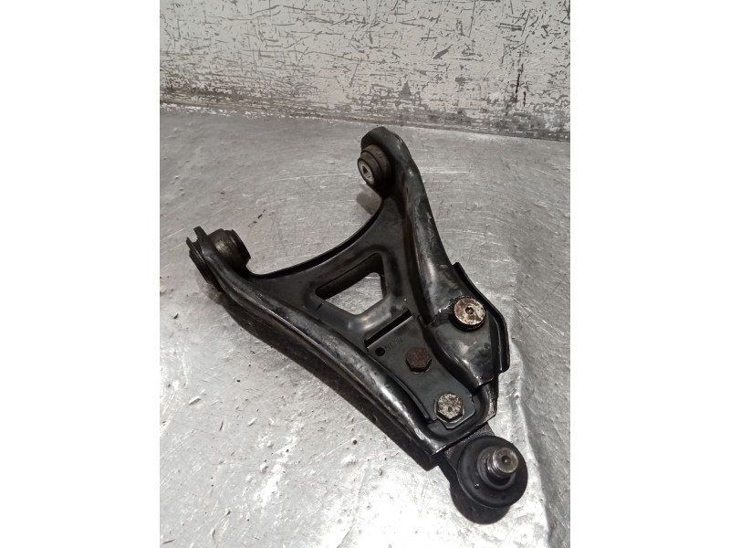 Recambio de brazo suspension inferior delantero izquierdo para renault kangoo express (fc0/1_) 1.5 dci (fc07, fc1r) referencia O