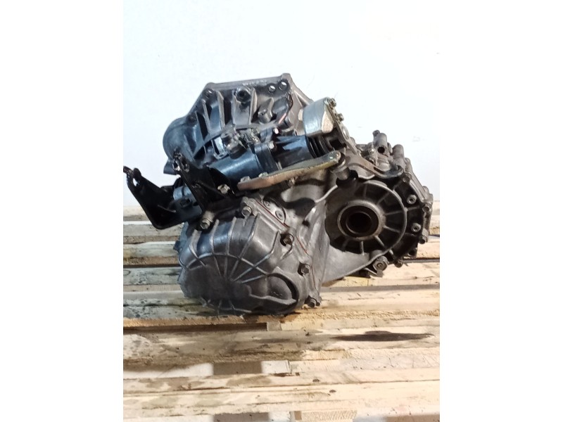 Recambio de caja cambios para toyota corolla (_e12_) 1.6 vvt-i (zze121_) referencia OEM IAM 3101 3008 5V 