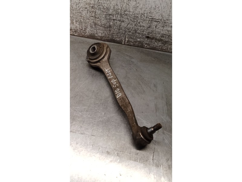 Recambio de brazo suspension superior delantero derecho para mercedes-benz clase c (w203) c 270 cdi (203.016) referencia OEM IAM
