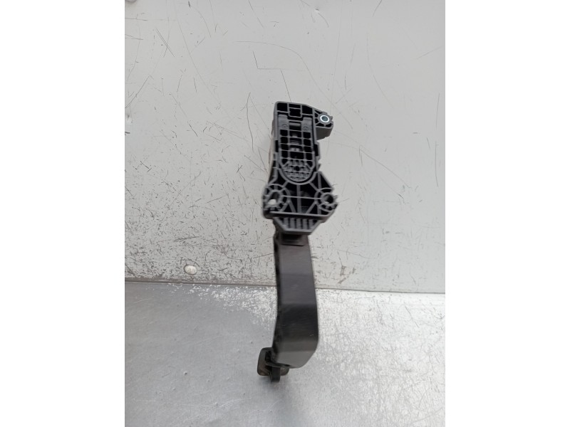 Recambio de potenciometro pedal para opel corsa f referencia OEM IAM 9827704480 6PV01352401 86ES520308530C 2019