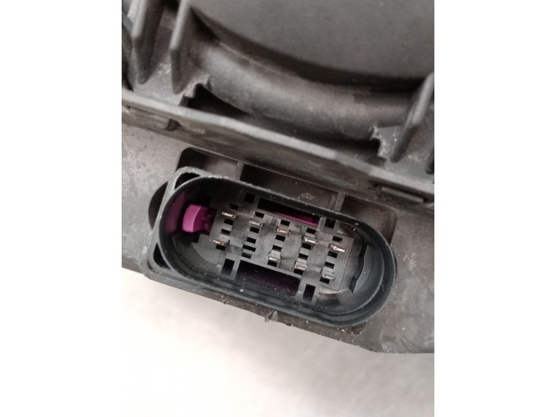 Recambio de faro derecho para audi a4 b7 (8ec) 2.0 tdi 16v referencia OEM IAM 0301219202 8E0941004AJ 2005