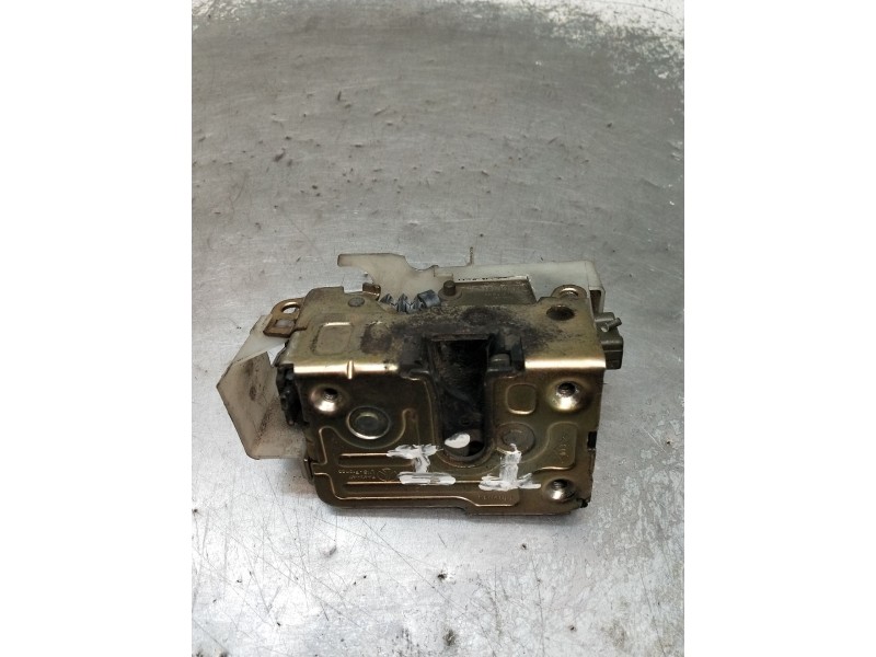 Recambio de motor cierre centralizado trasero izquierdo para renault clio ii (bb_, cb_) 1.5 dci (b/cb07) referencia OEM IAM  3P 