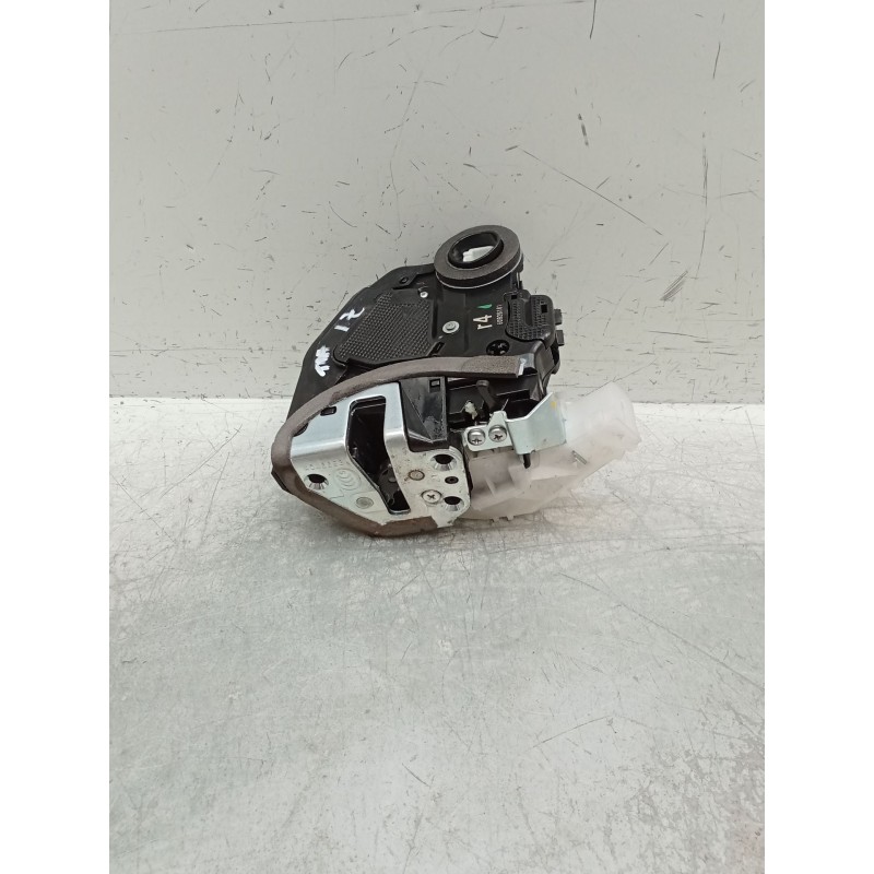 Recambio de motor cierre centralizado trasero izquierdo para toyota c-hr (_x1_) 1.8 hybrid (zyx10_, zyx11_) referencia OEM IAM A