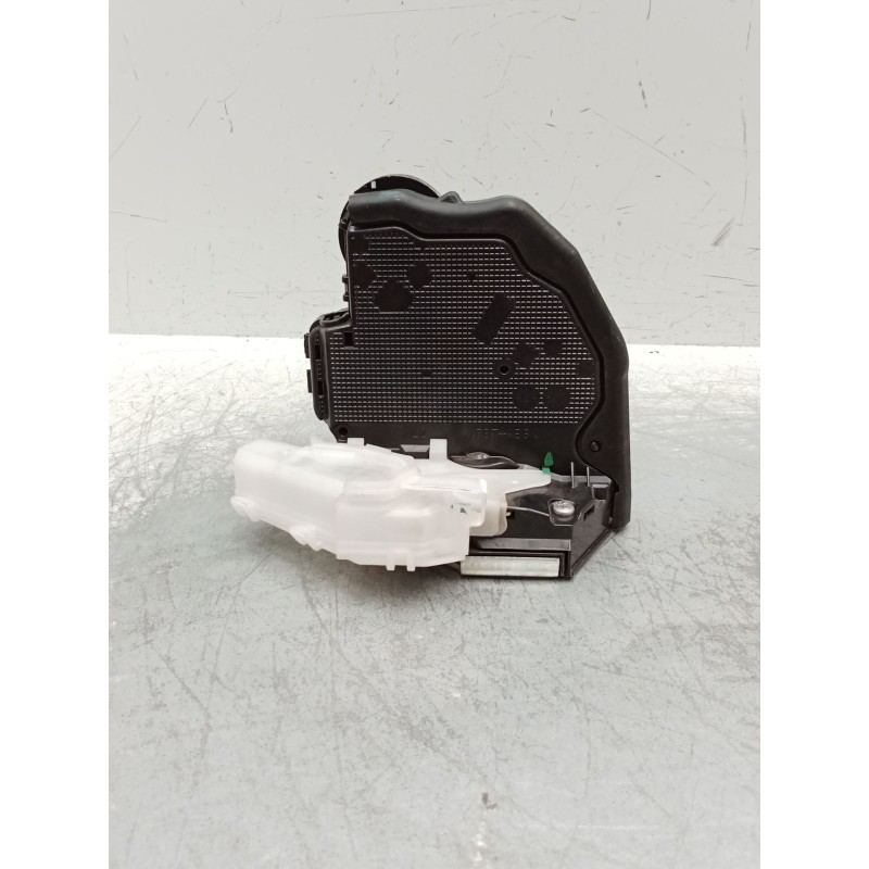 Recambio de motor cierre centralizado trasero izquierdo para toyota c-hr (_x1_) 1.8 hybrid (zyx10_, zyx11_) referencia OEM IAM A