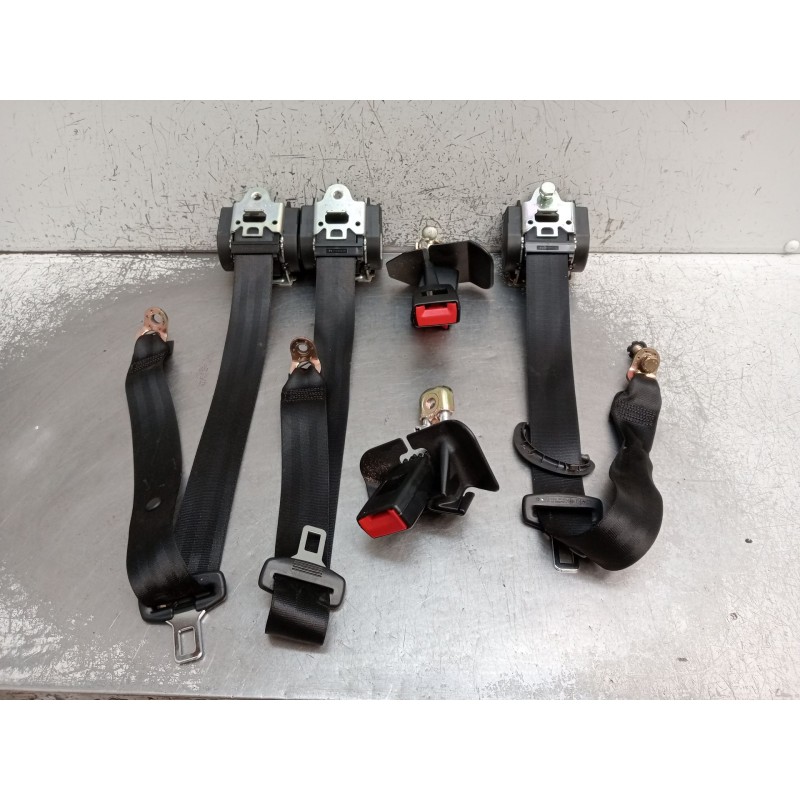 Recambio de juego cinturones trasero para audi a4 b7 (8ec) 2.0 tdi 16v referencia OEM IAM   2005 4P