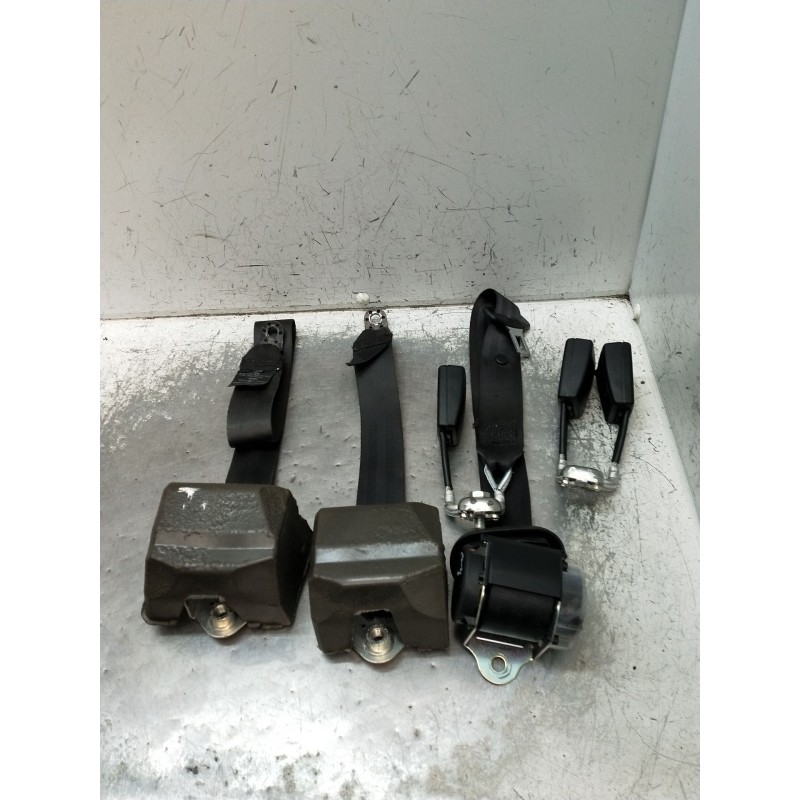 Recambio de juego cinturones trasero para seat ibiza iv sc (6j1, 6p5) 1.6 tdi referencia OEM IAM  3P 2008