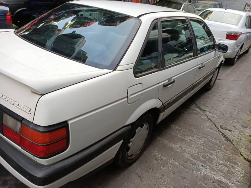 volkswagen passat berlina (312) del año 1992