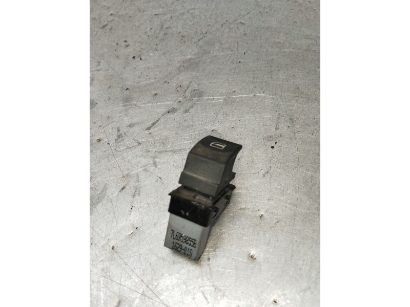 Recambio de mando elevalunas delantero derecho para seat ibiza iv sc (6j1, 6p5) 1.6 tdi referencia OEM IAM  3P 2008