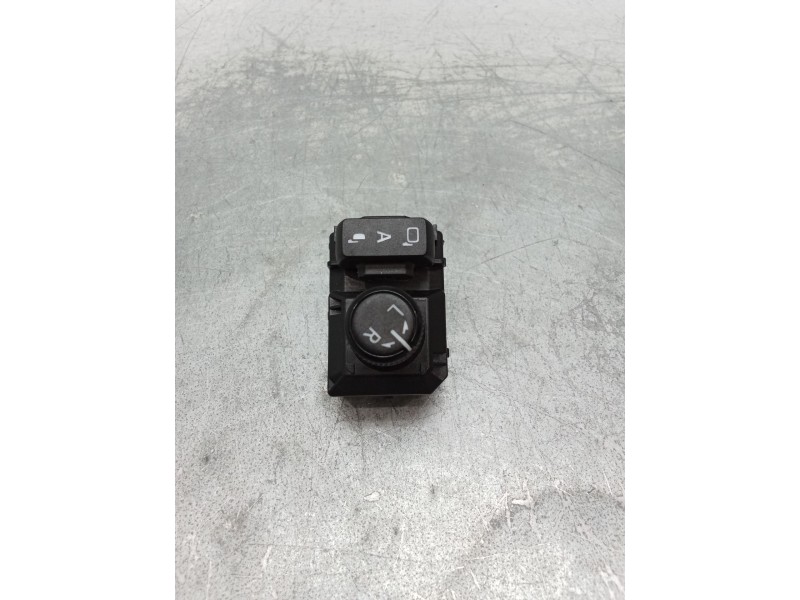 Recambio de mando retrovisor para toyota c-hr (_x1_) 1.8 hybrid (zyx10_, zyx11_) referencia OEM IAM 84872F4010 341160452 3016022