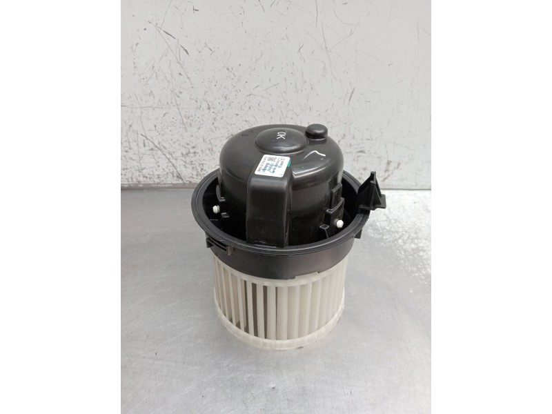 Recambio de motor calefaccion para opel corsa f referencia OEM IAM 7015011001 202401230875 2019