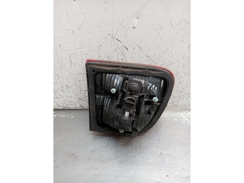 Recambio de piloto trasero derecho interior para seat leon (1m1) 1.9 tdi referencia OEM IAM   1999
