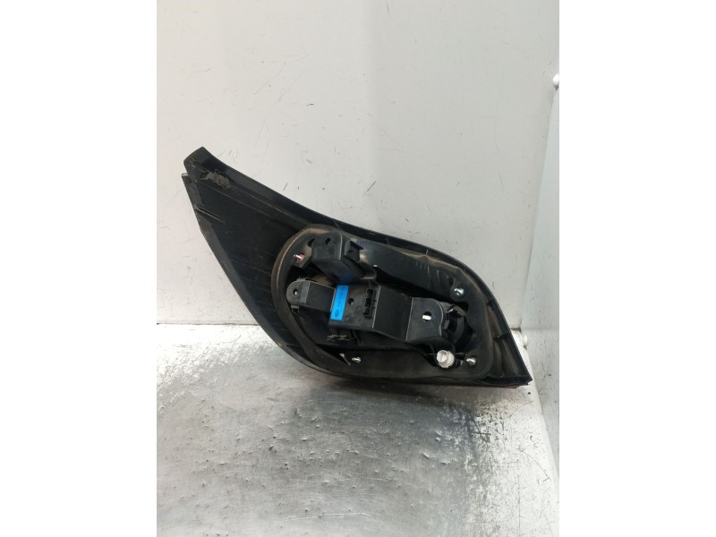 Recambio de piloto trasero derecho para bmw 5 (e60) 530 d referencia OEM IAM   2003
