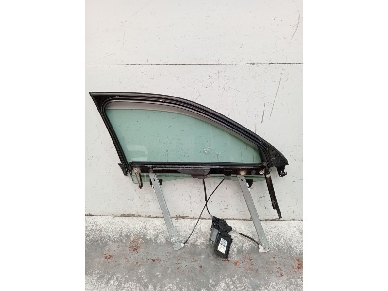 Recambio de elevalunas delantero izquierdo para audi a4 b7 (8ec) 2.0 tdi 16v referencia OEM IAM 8E0837629  2005 4P