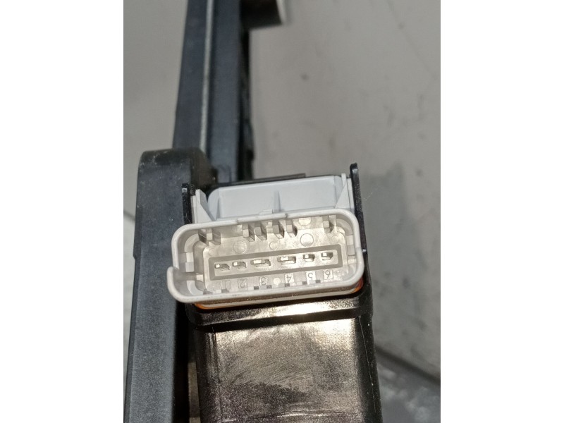 Recambio de elevalunas delantero derecho para opel corsa f referencia OEM IAM 982904338000 39182143 2019 5P