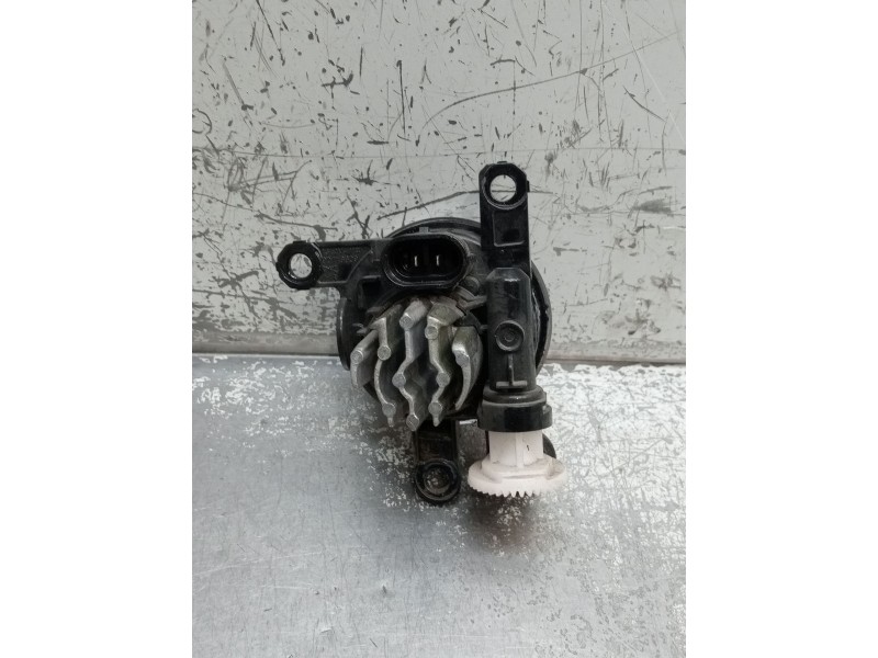 Recambio de faro antiniebla izquierdo para opel corsa f referencia OEM IAM 13497330  2019