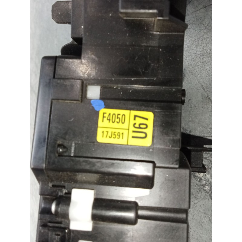 Recambio de mando luces para toyota c-hr (_x1_) 1.8 hybrid (zyx10_, zyx11_) referencia OEM IAM 17J591F4050 17F852 2016