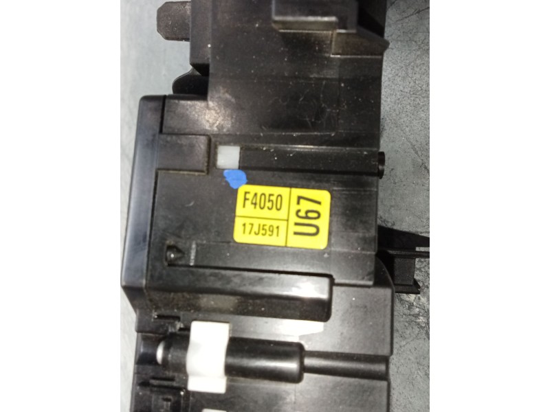 Recambio de mando luces para toyota c-hr (_x1_) 1.8 hybrid (zyx10_, zyx11_) referencia OEM IAM 17J591F4050 17F852 2016