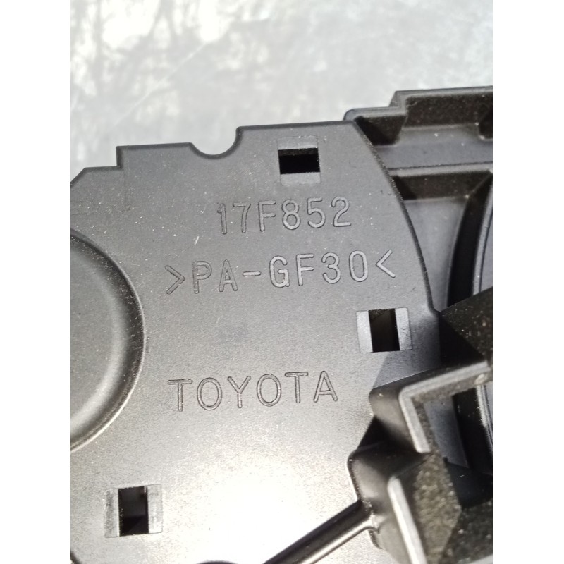 Recambio de mando luces para toyota c-hr (_x1_) 1.8 hybrid (zyx10_, zyx11_) referencia OEM IAM 17J591F4050 17F852 2016