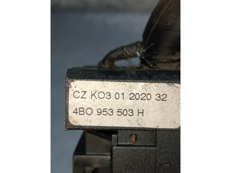Recambio de mando luces para seat leon (1m1) 1.9 tdi referencia OEM IAM 4B0953503H CZK0301202032 1999