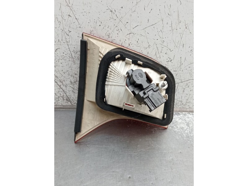 Recambio de piloto trasero derecho interior para audi a4 b7 (8ec) 2.0 tdi 16v referencia OEM IAM 8E5945094  2005