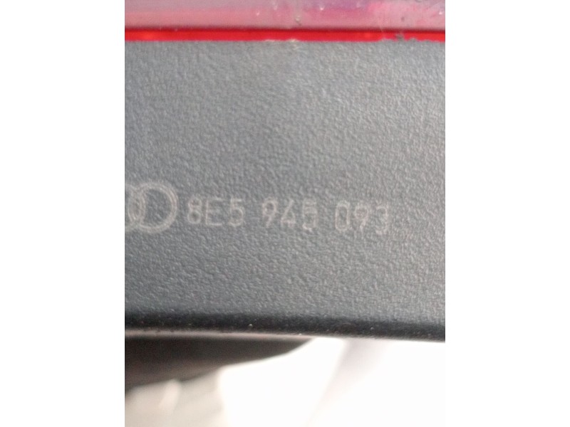 Recambio de piloto trasero izquierdo interior para audi a4 b7 (8ec) 2.0 tdi 16v referencia OEM IAM 8E5945093  2005