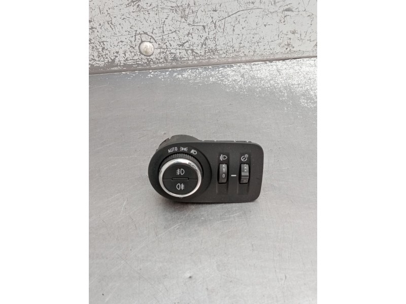 Recambio de mando luces para opel corsa f referencia OEM IAM 17034789 39201665 019352N521665 2019