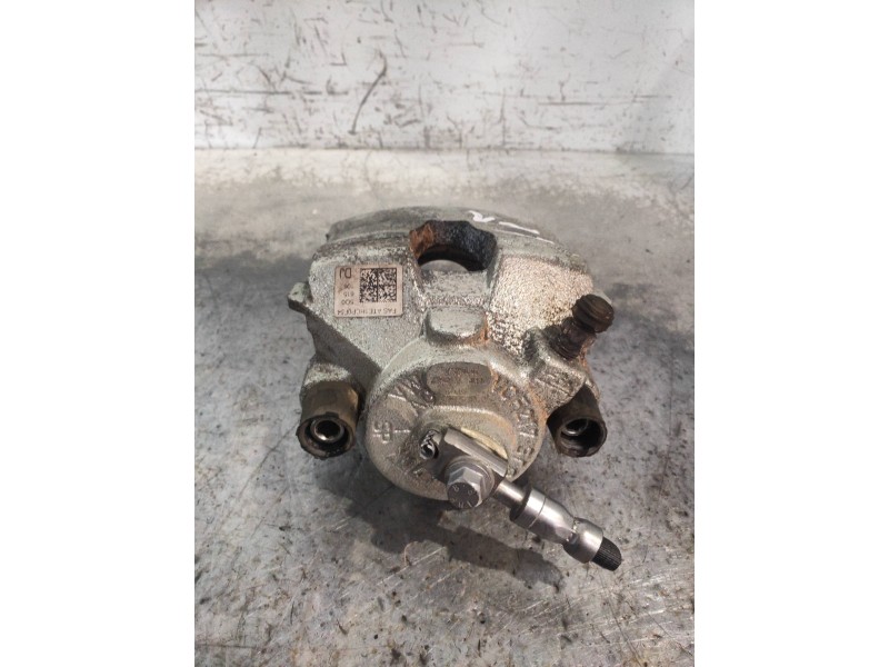 Recambio de pinza freno delantera derecha para volkswagen golf vii lim. (bq1) advance referencia OEM IAM 5Q0615106DJ  