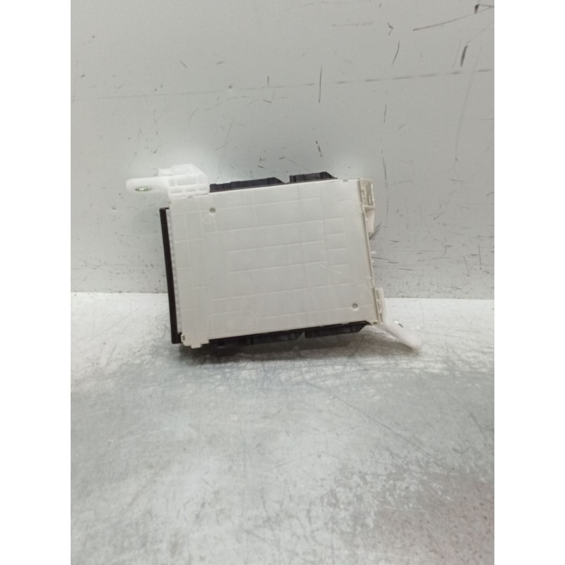 Recambio de caja reles / fusibles para toyota c-hr (_x1_) 1.8 hybrid (zyx10_, zyx11_) referencia OEM IAM 63587132 82730F4010B A1