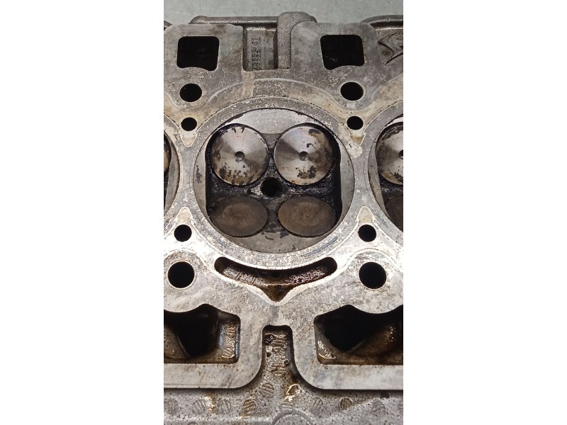 Recambio de culata para opel corsa f referencia OEM IAM 9815566710 HM05 19